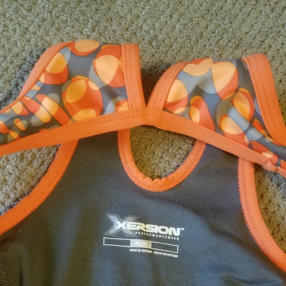 Under Armour & Xersion Sport Workout Tops Size M - Picture 2 of 6